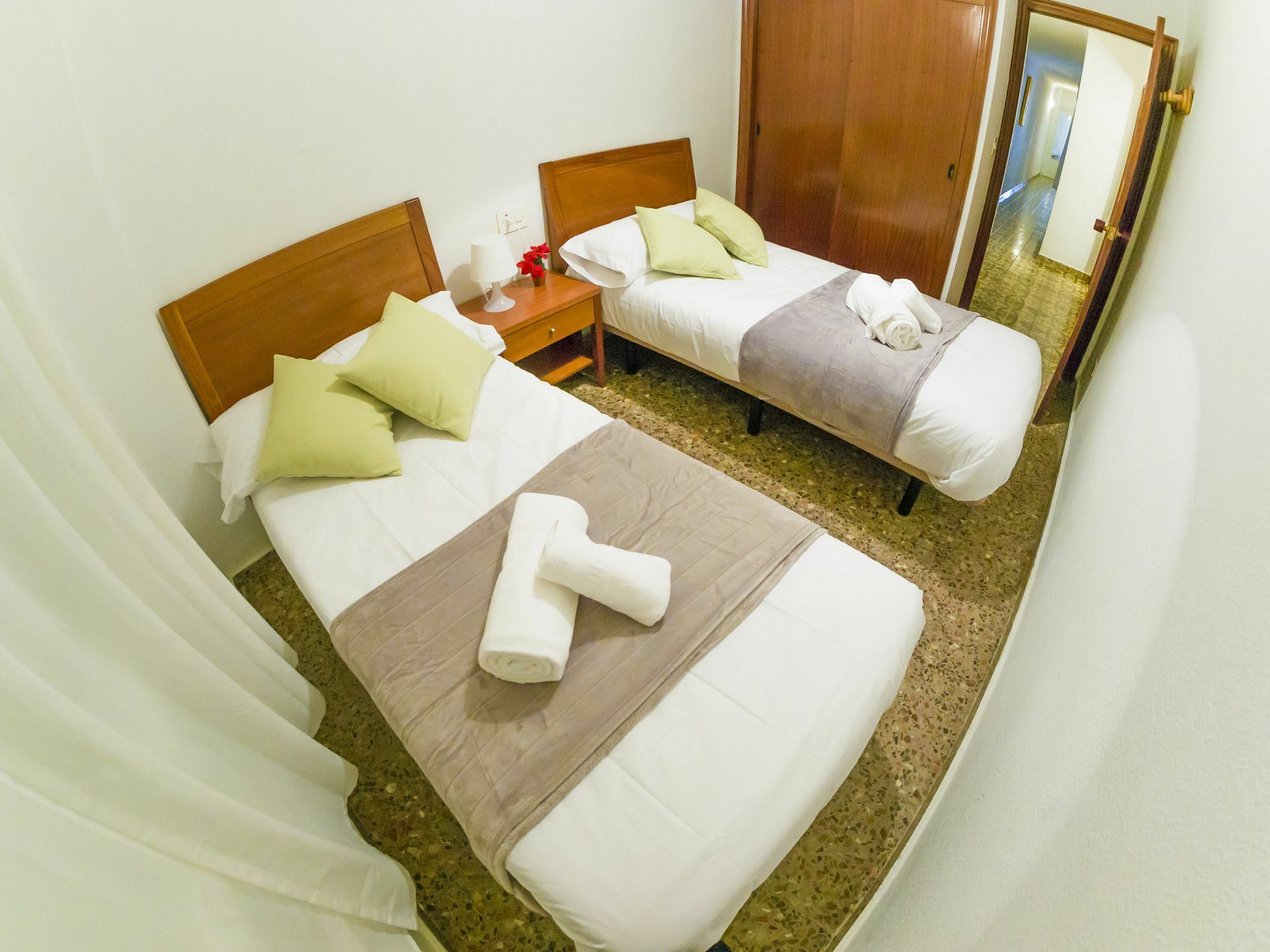 Homely Apartments Playa De Los Locos Торевьиа Экстерьер фото